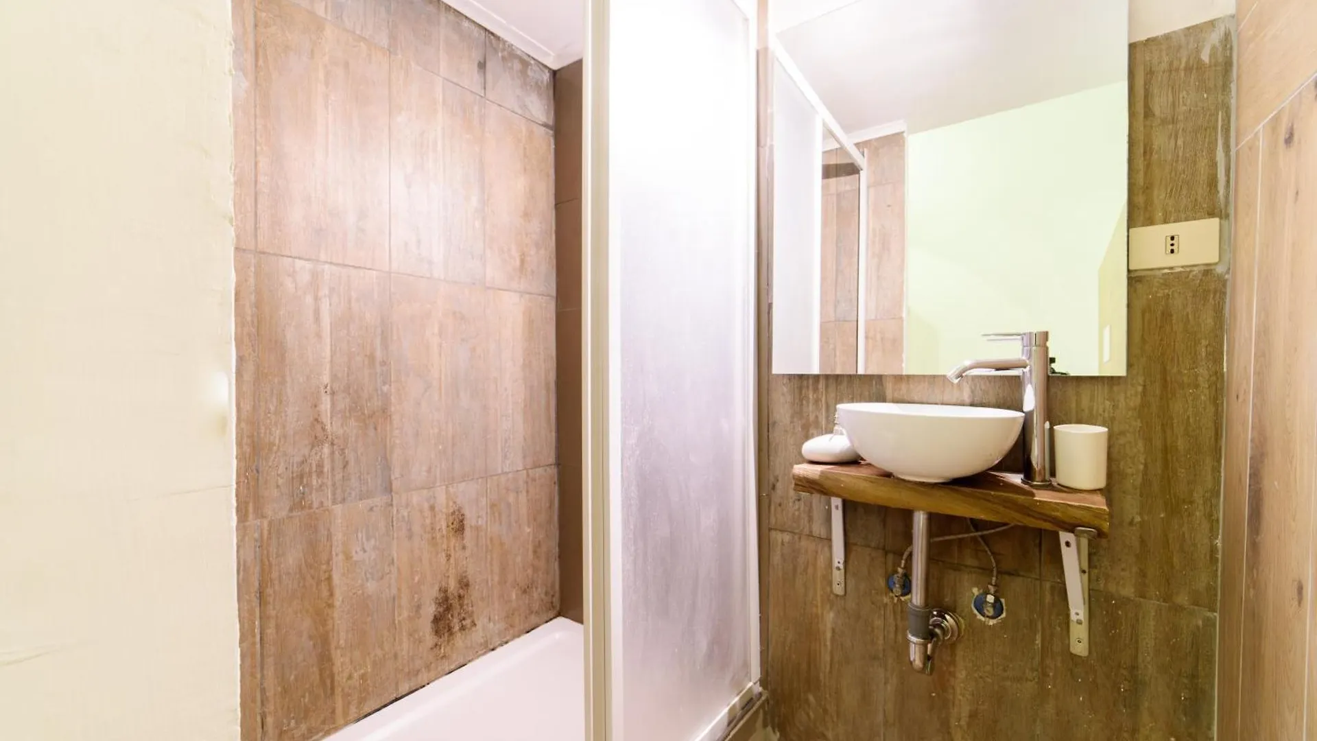 Toto 1 Room Naples Guest house